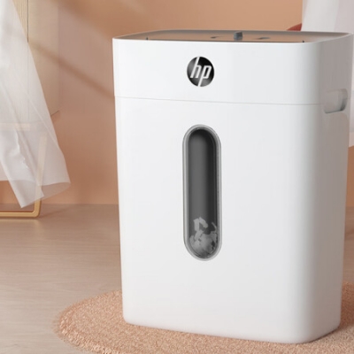 HP惠普（HP）4级保密办公家用碎纸机粉碎机 （单次6张 连续碎5分钟 15L 可碎卡碎订书针）W1506CC